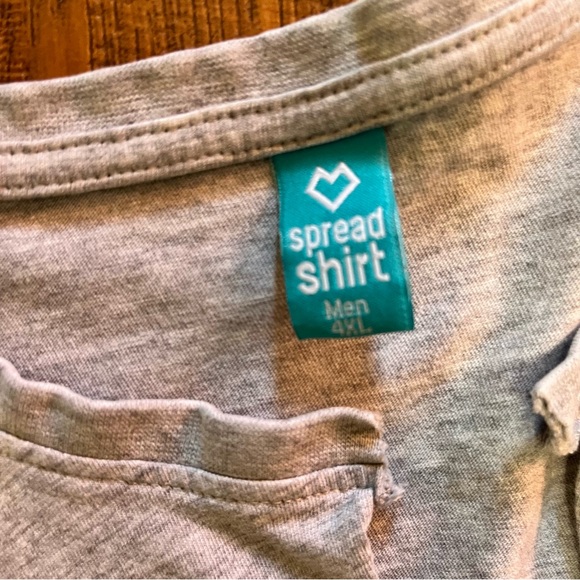 Bob burgers grey t shirt crew neck split into v neck plus size 4x - Picture 4 of 8